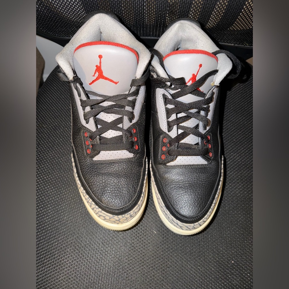 Nike air Jordan Black Cement 2018 Size 10.5